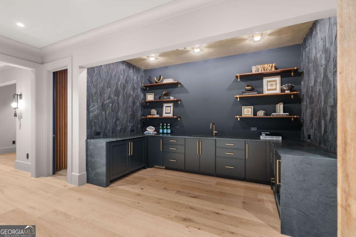 6091 GC Crow Road Flowery Branch - 66