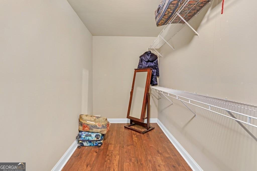 522 Thomas Drive Loganville - 37