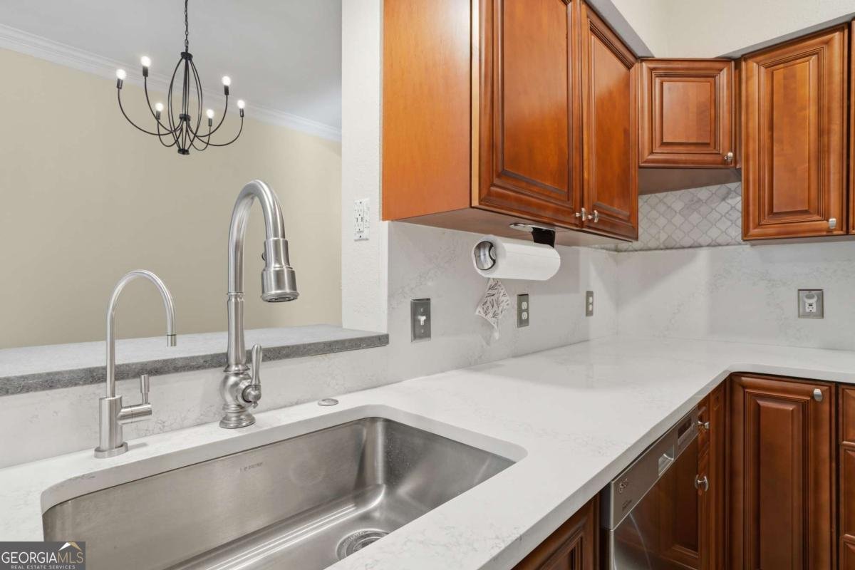 3777 PEACHTREE Road Brookhaven - 18