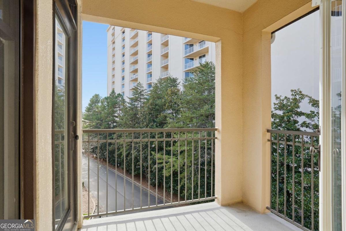 3777 PEACHTREE Road Brookhaven - 9