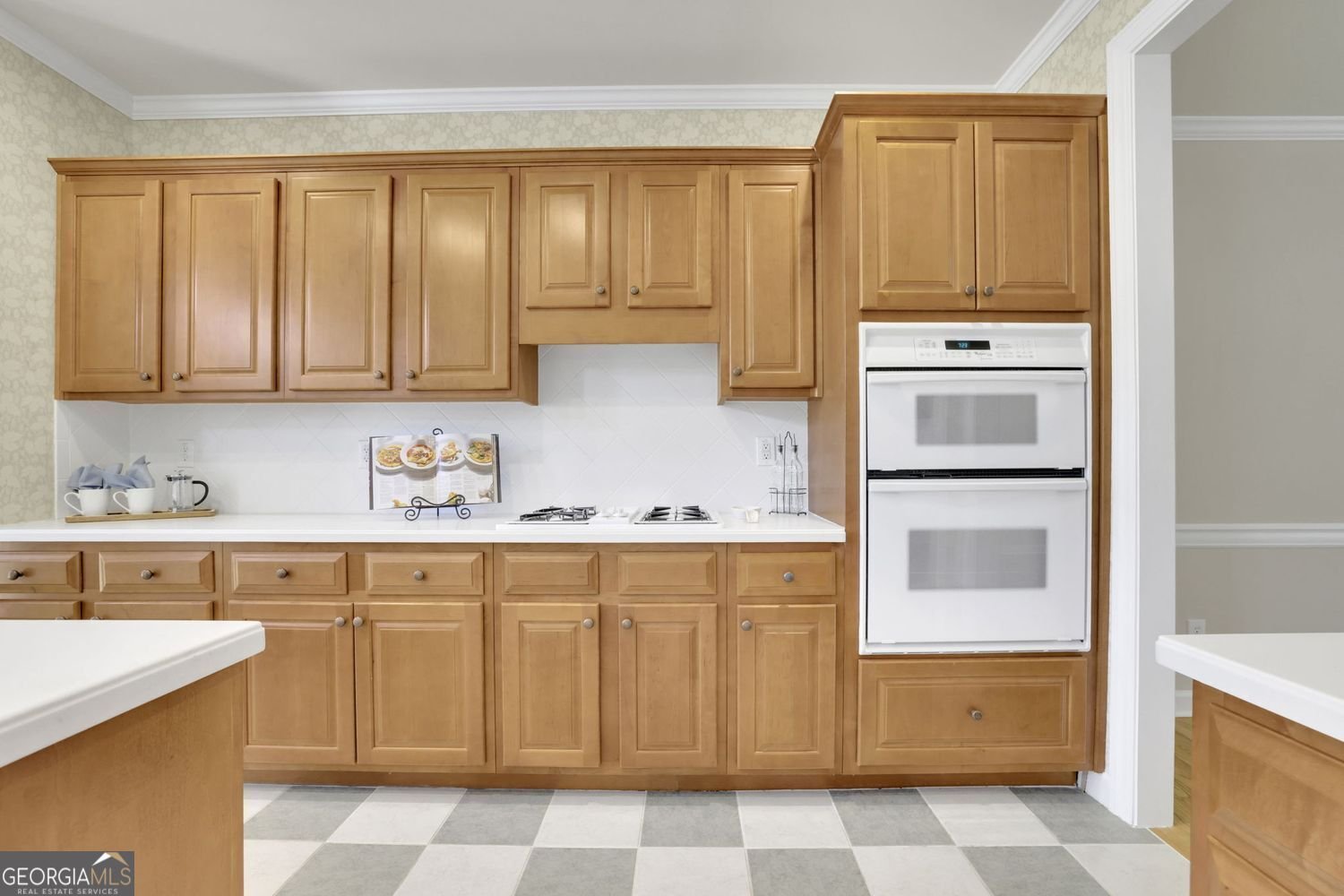 7753 Georgetown Roswell - 14