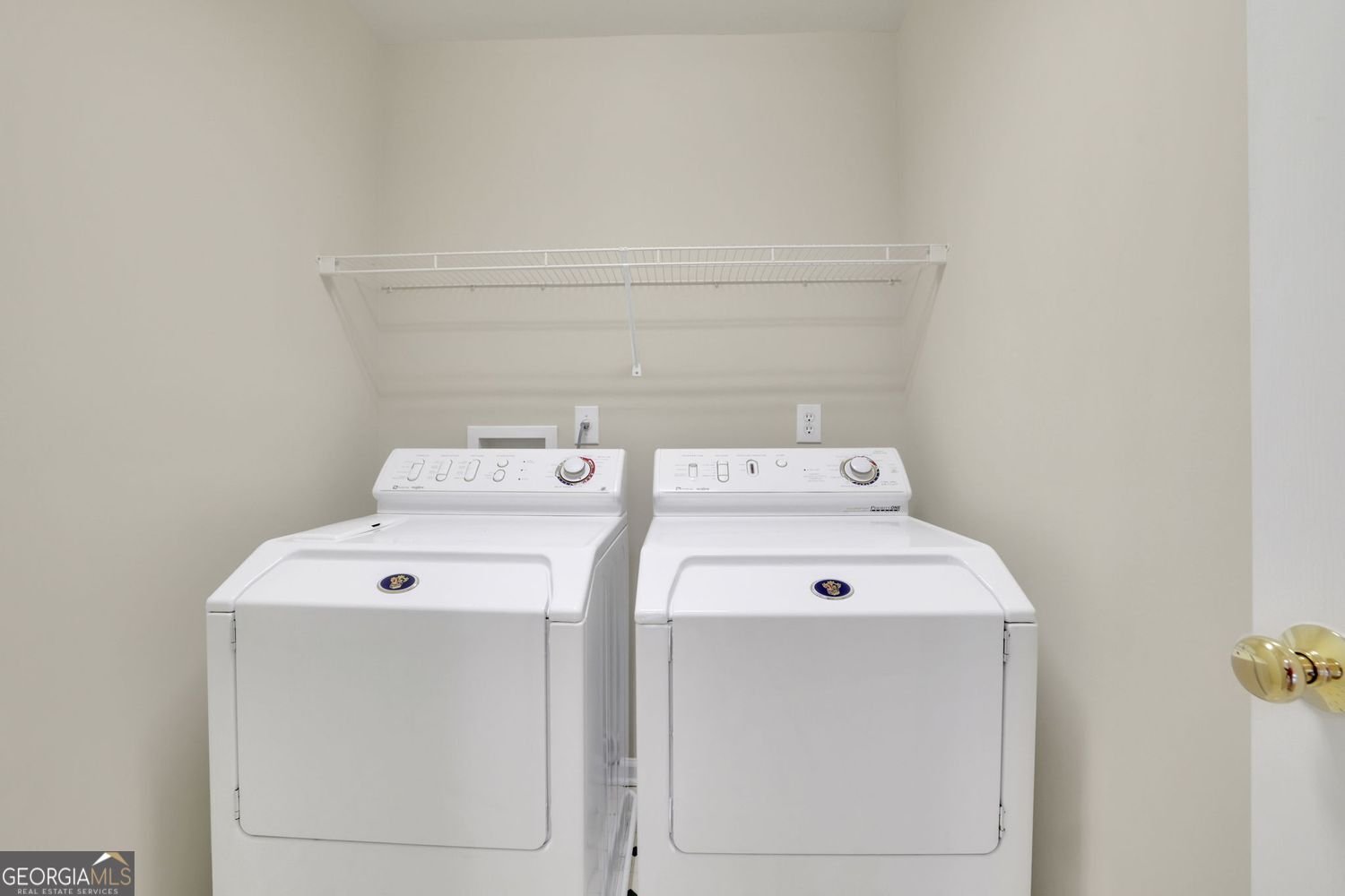 7753 Georgetown Roswell - 23