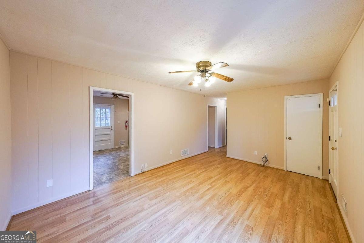 900 Victoria Lane Oxford - 7