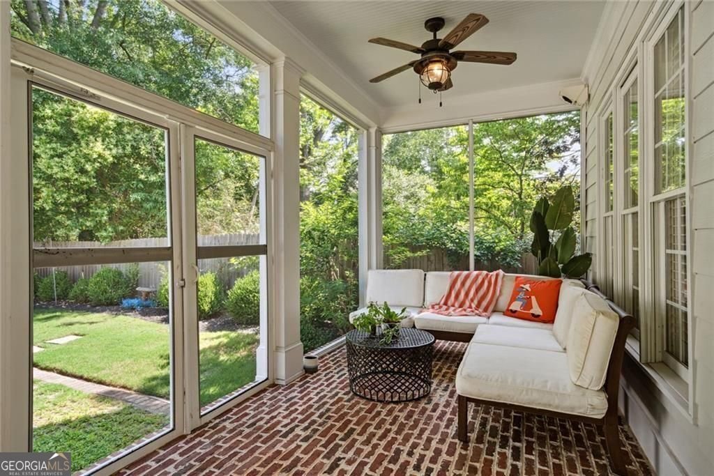 1070 Standard Drive Brookhaven - 34