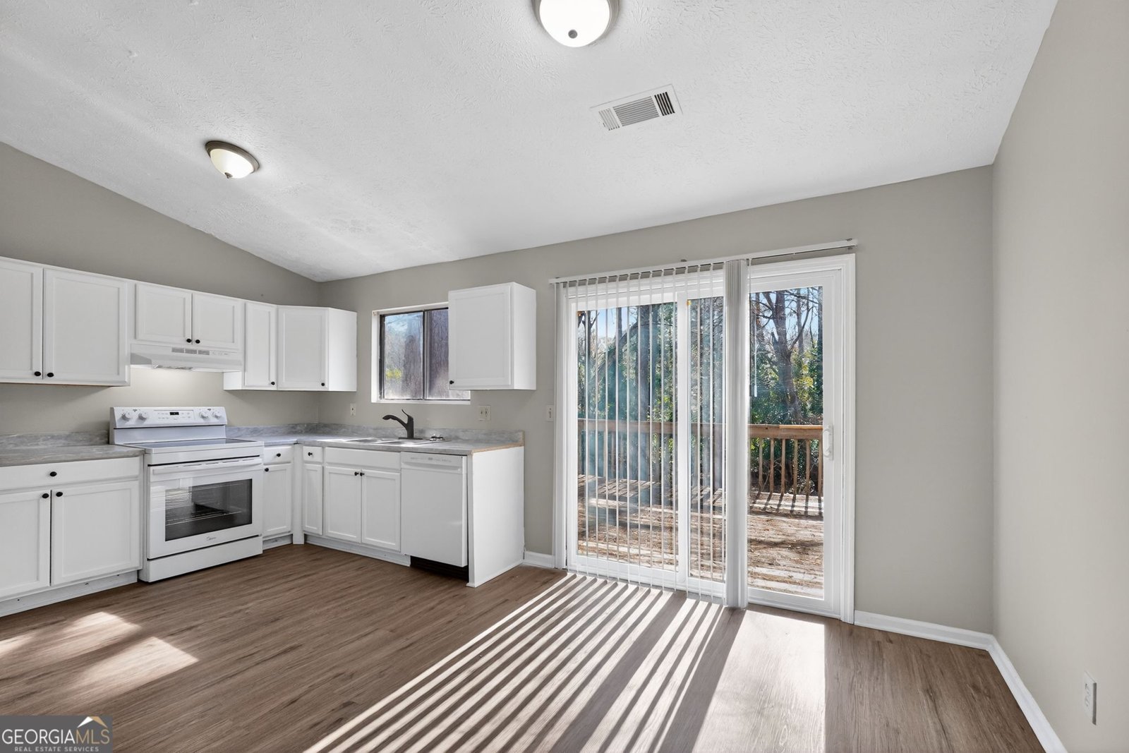 5515 Rock Springs Road Lithonia - 10