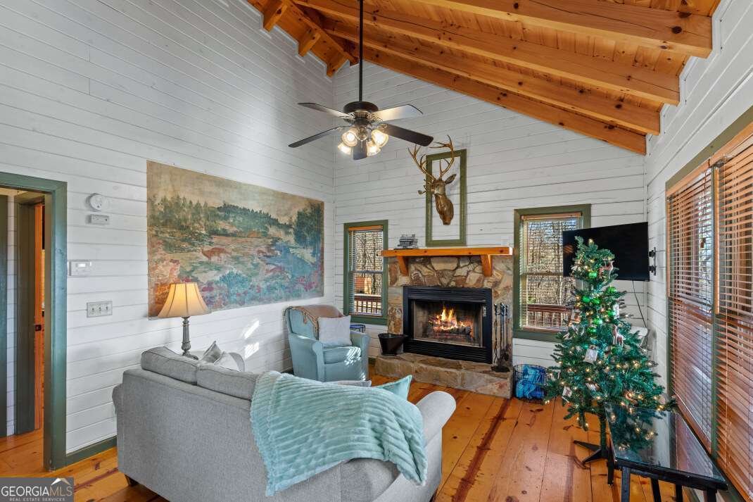 100 Smith Hill Road Cherry Log - 12