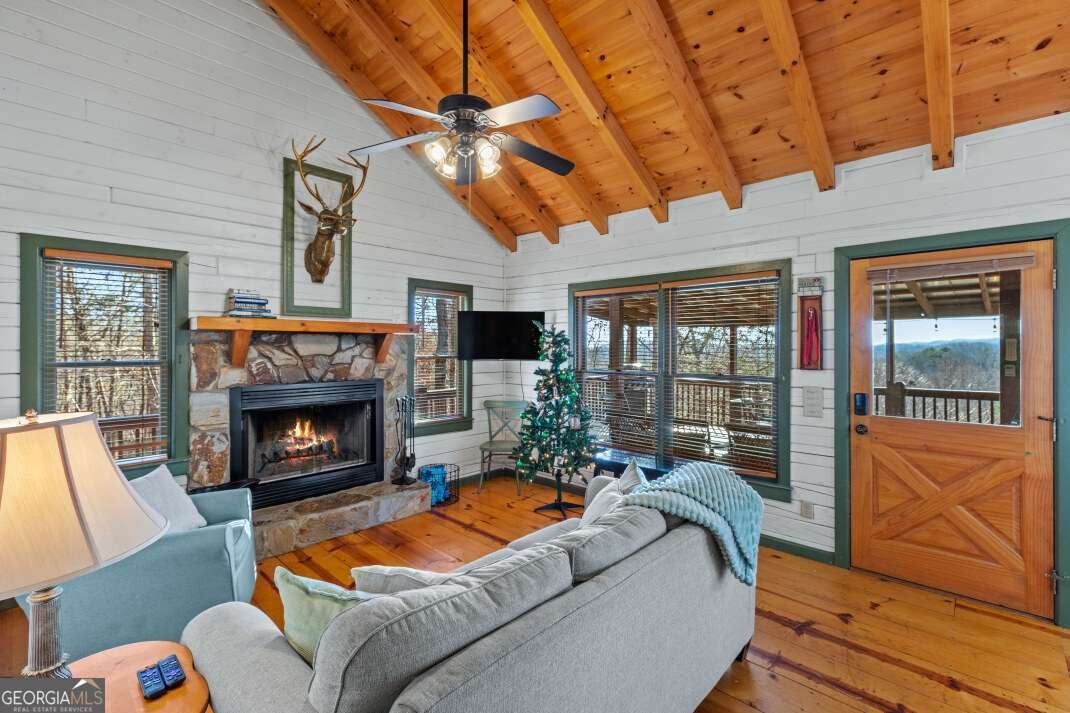 100 Smith Hill Road Cherry Log - 15