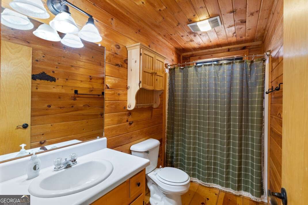 100 Smith Hill Road Cherry Log - 25