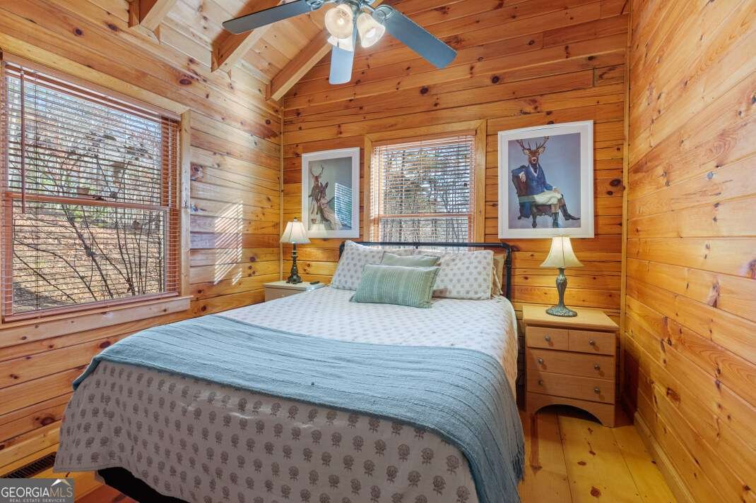 100 Smith Hill Road Cherry Log - 30