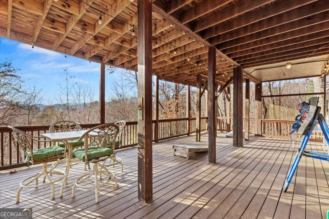 100 Smith Hill Road Cherry Log - 34