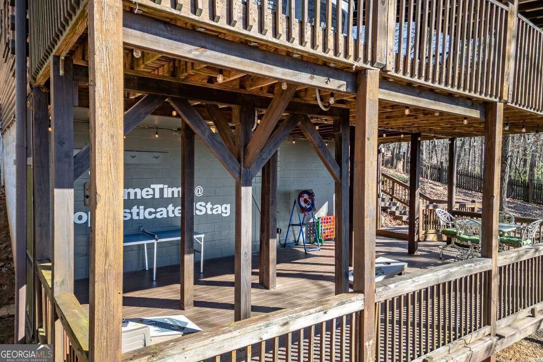 100 Smith Hill Road Cherry Log - 38