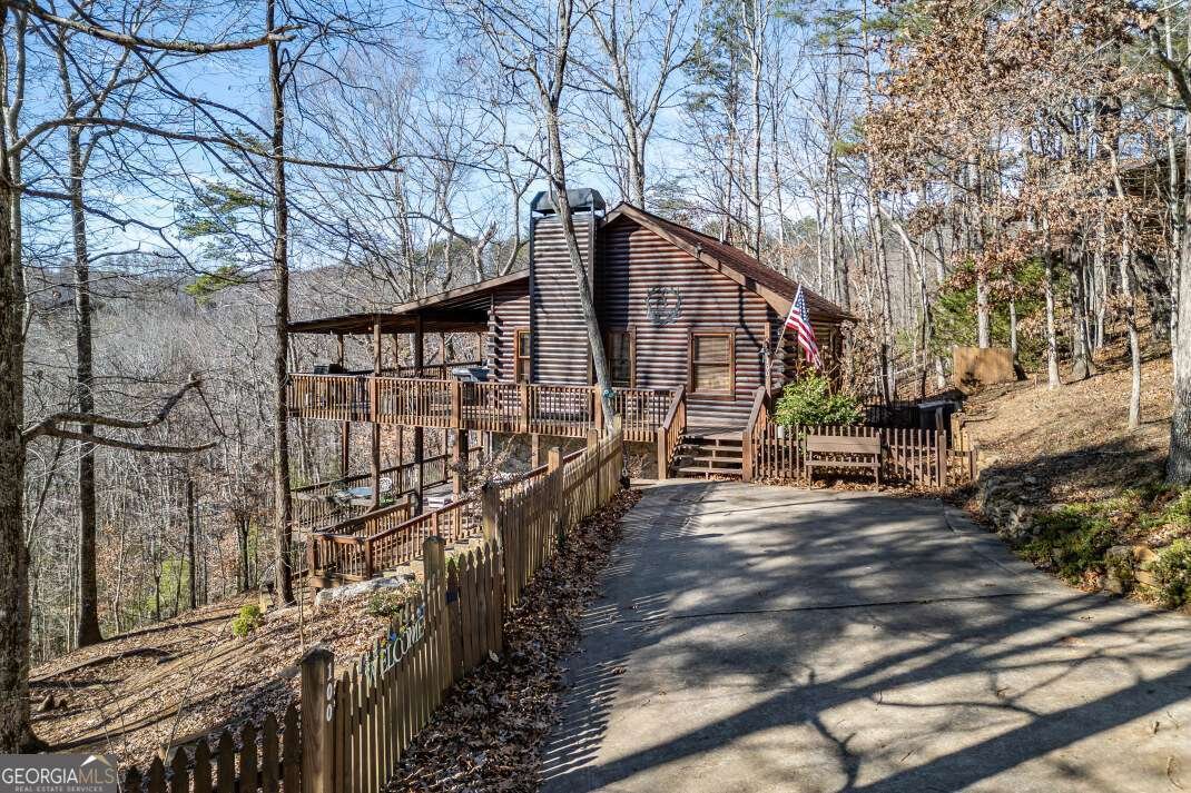 100 Smith Hill Road Cherry Log - 48