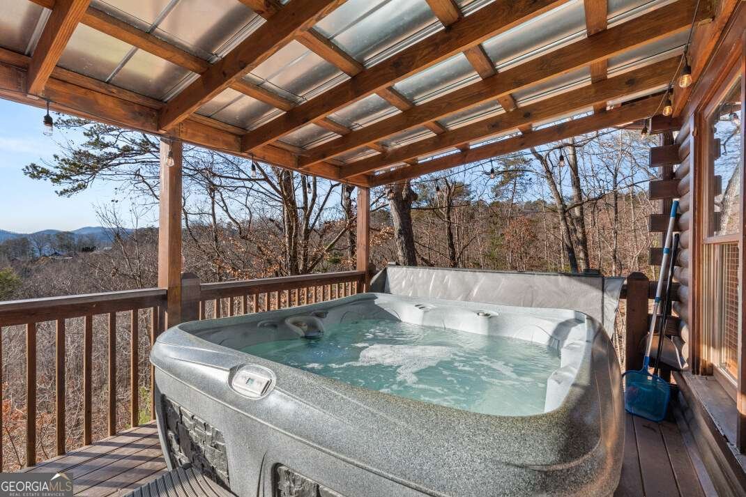 100 Smith Hill Road Cherry Log - 5