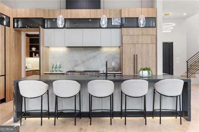 633 Pauley Place Sandy Springs - 12