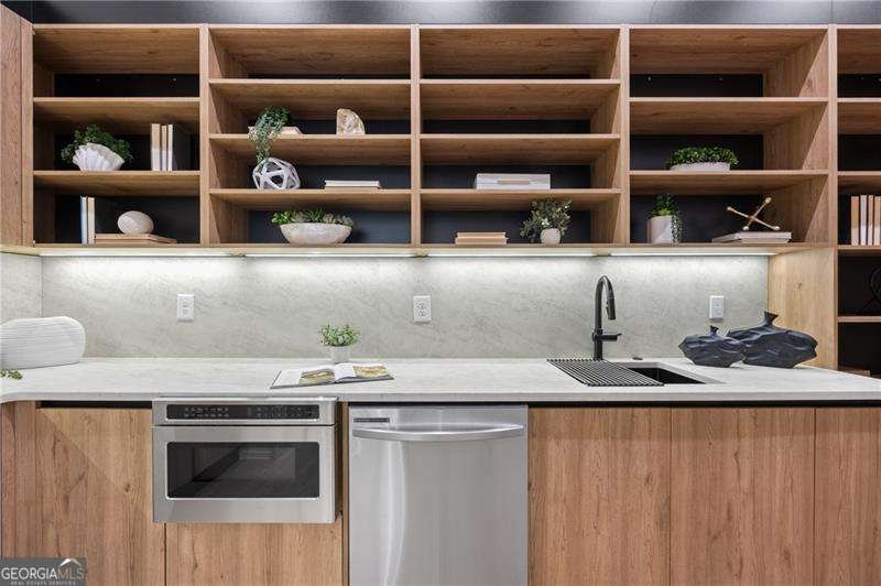 633 Pauley Place Sandy Springs - 14