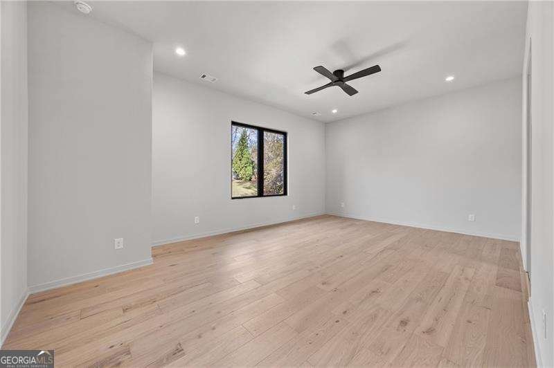 633 Pauley Place Sandy Springs - 36