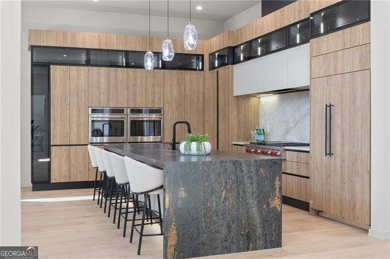 633 Pauley Place Sandy Springs - 9