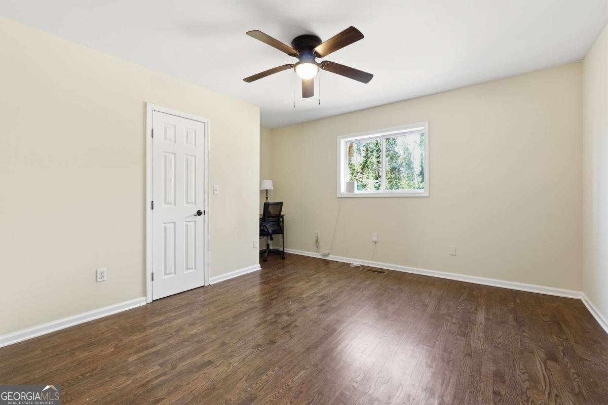 2856 Engle Road Atlanta - 27