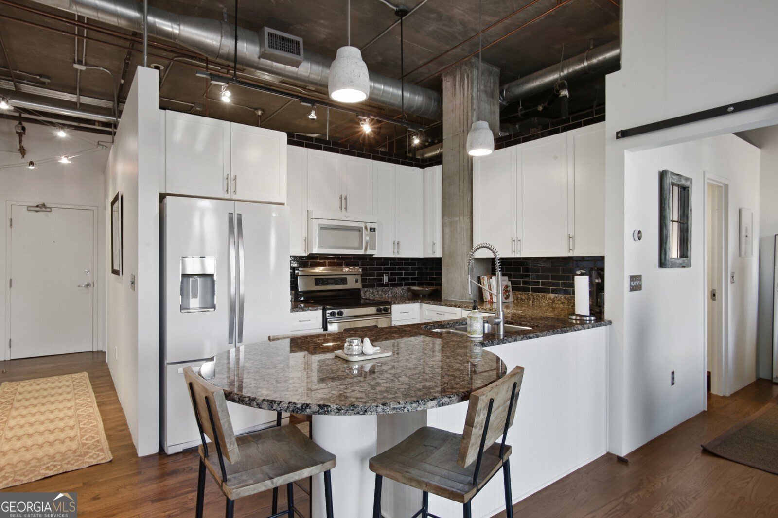 3235 Roswell Road Atlanta - 9