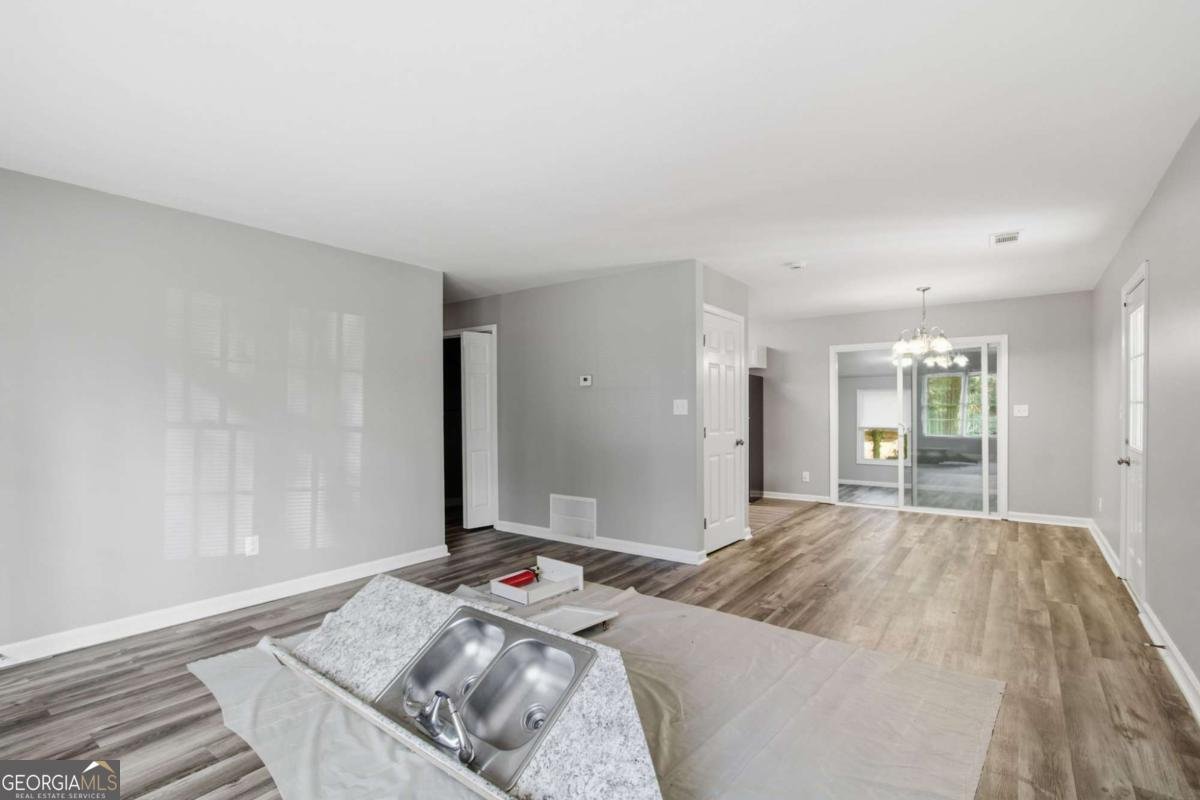 2007 Vicksburg Trail Woodstock - 8