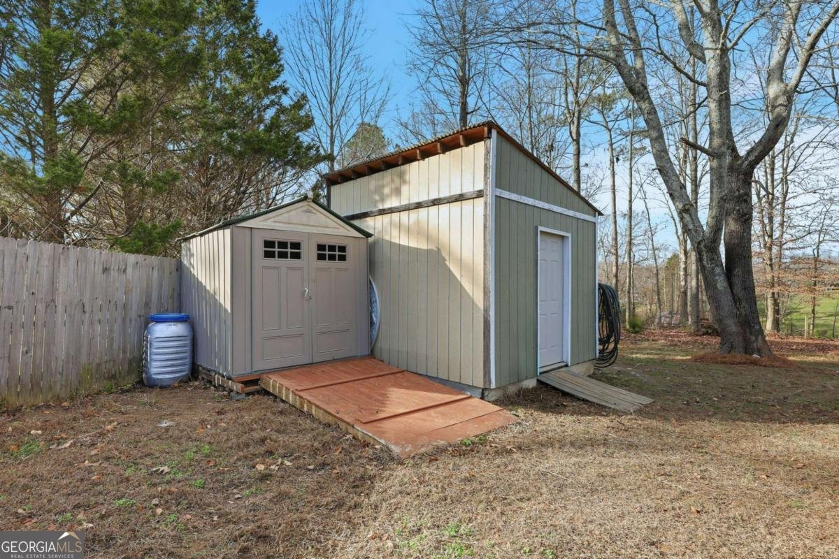 4123 Leach Road Gainesville - 27