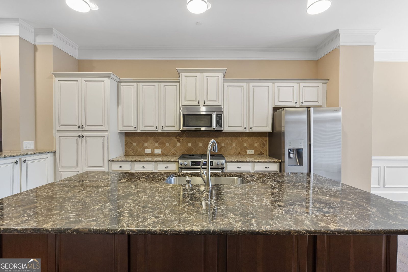 427 Alderwood Street Sandy Springs - 13