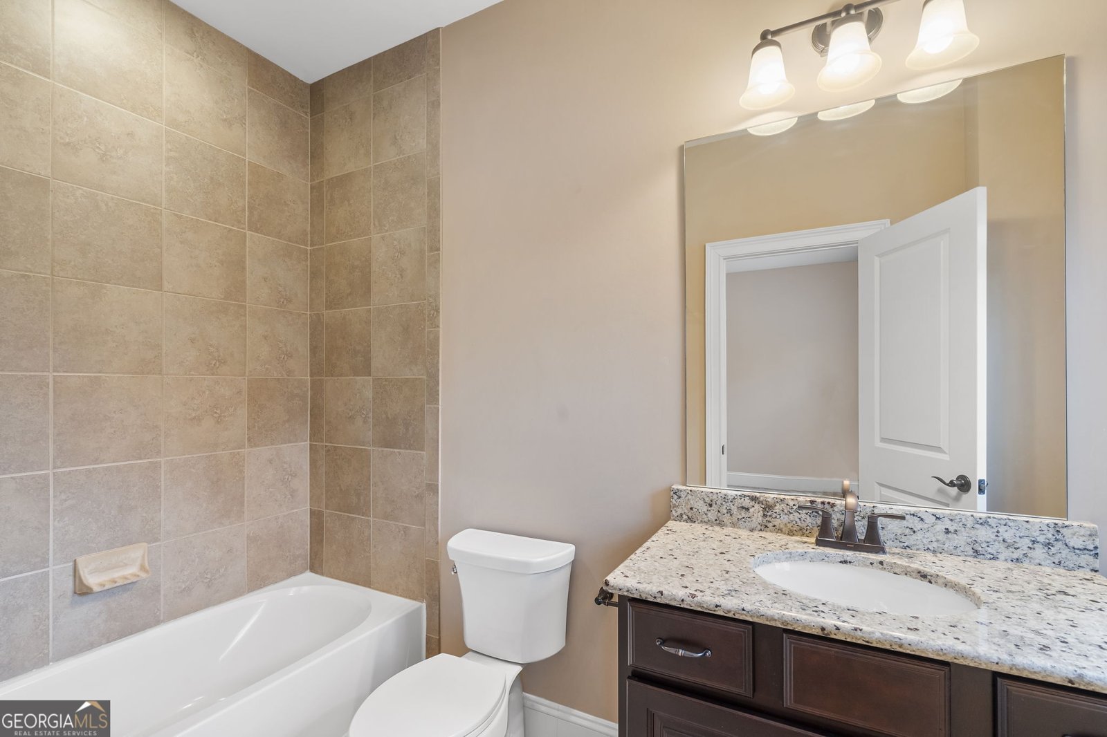 427 Alderwood Street Sandy Springs - 27