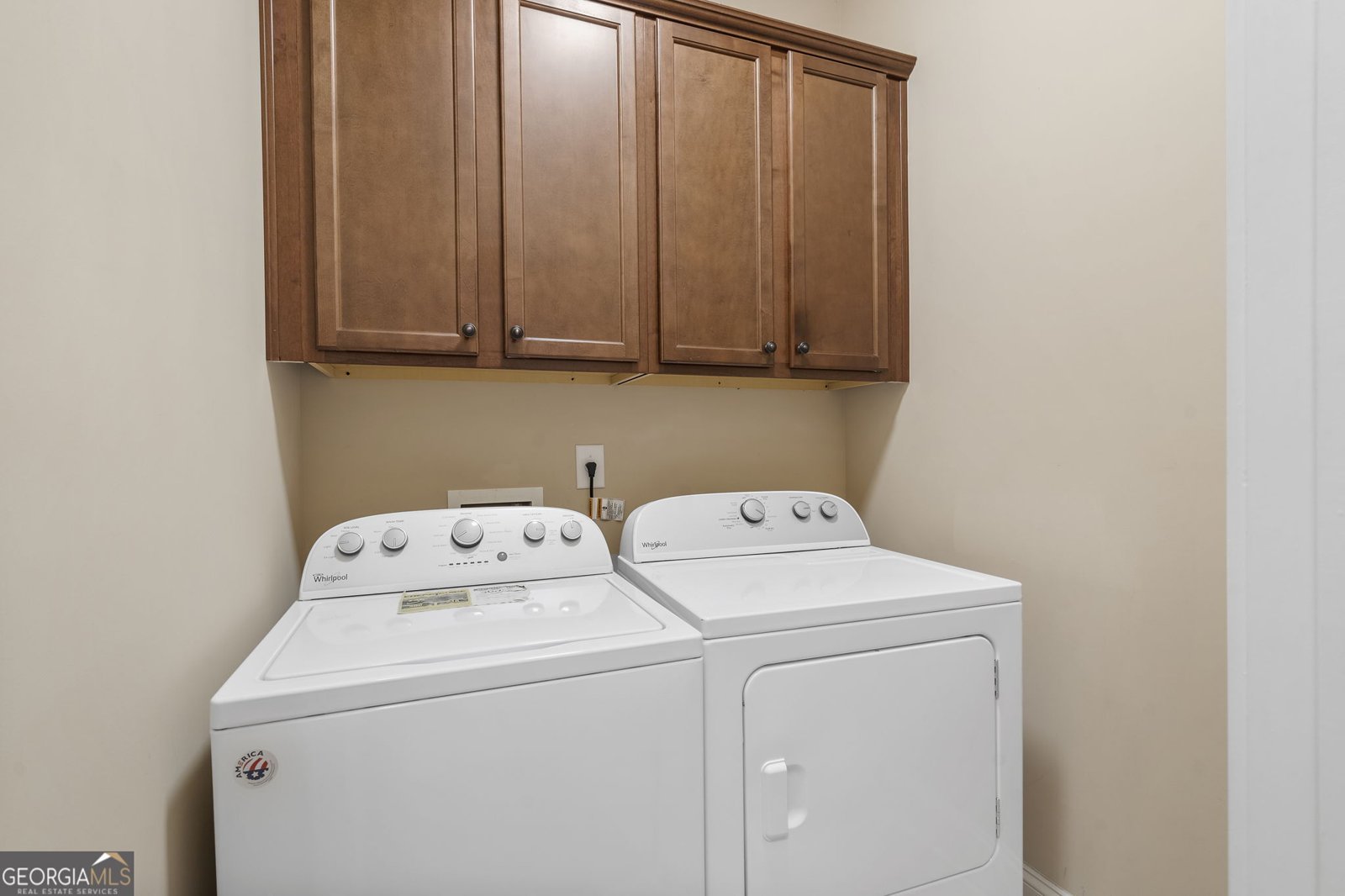 427 Alderwood Street Sandy Springs - 29