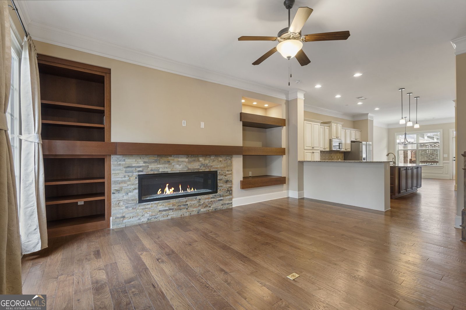 427 Alderwood Street Sandy Springs - 6