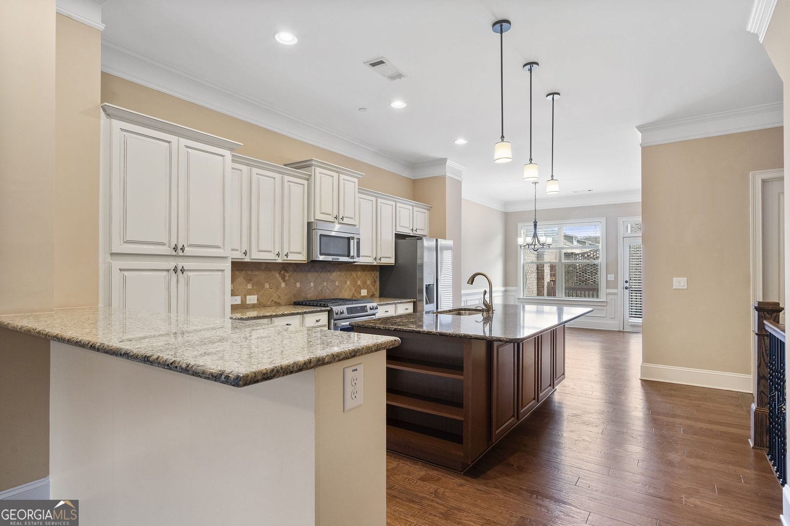 427 Alderwood Street Sandy Springs - 9