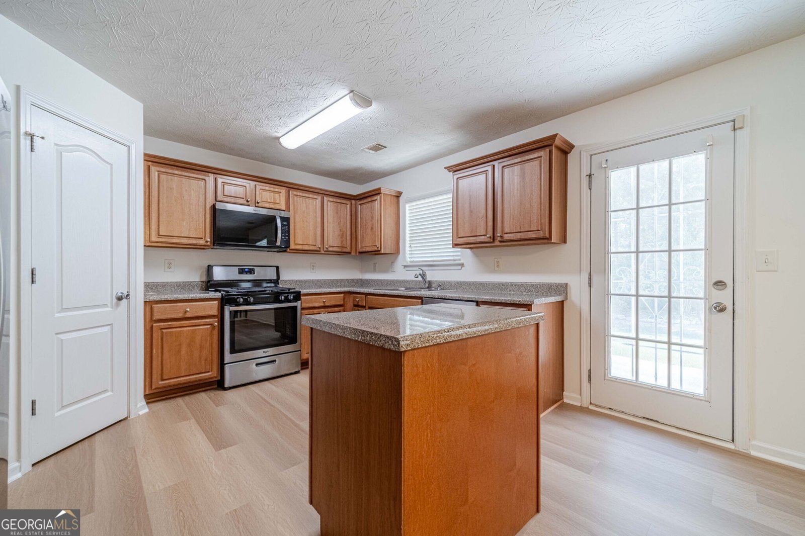 4523 Grove Lake Street Loganville - 10