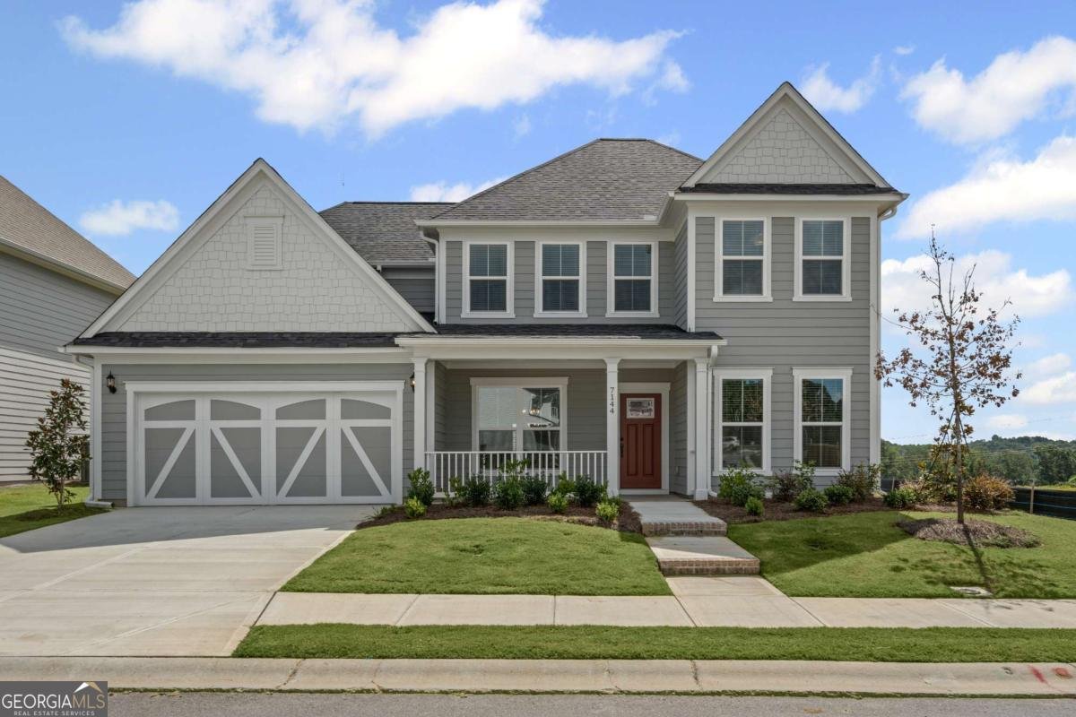 7144 Maple Brook Lane Flowery Branch - main photo