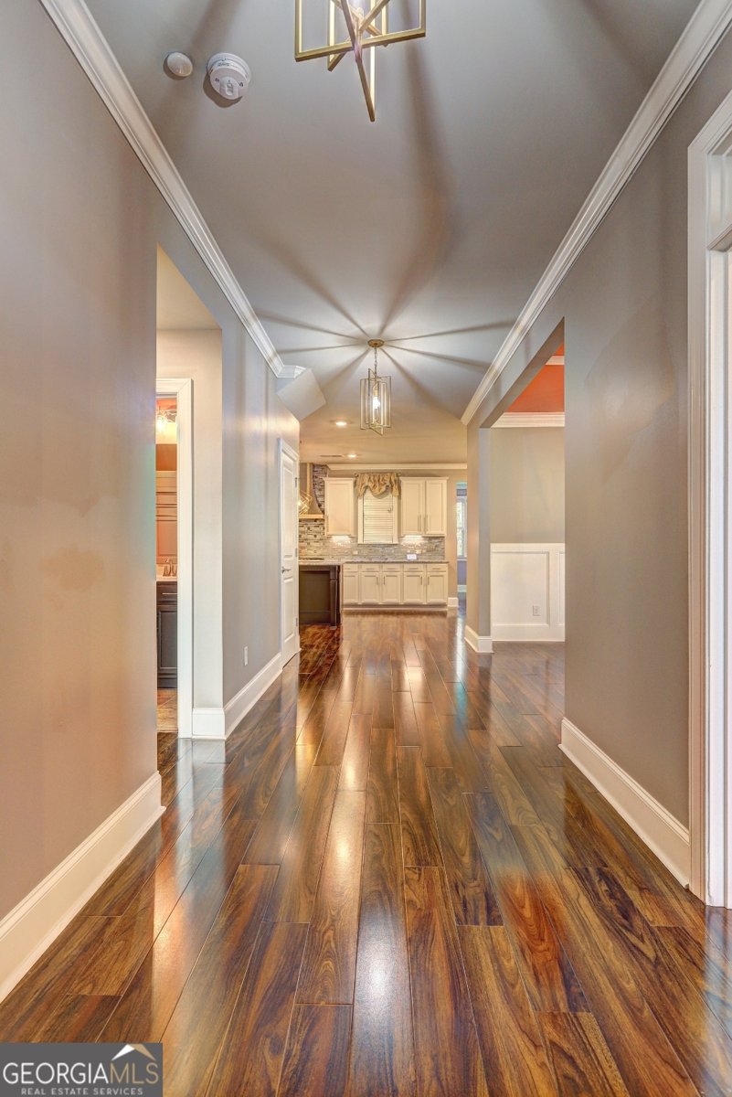 4527 Bridgeway Road Atlanta - 2