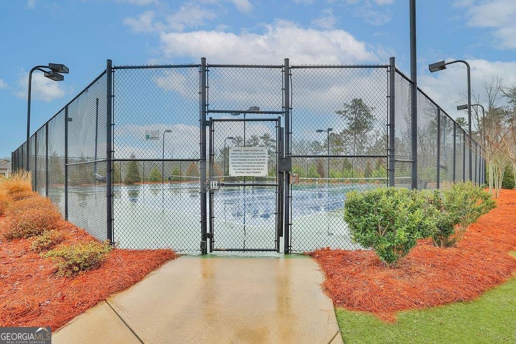 4527 Bridgeway Road Atlanta - 33