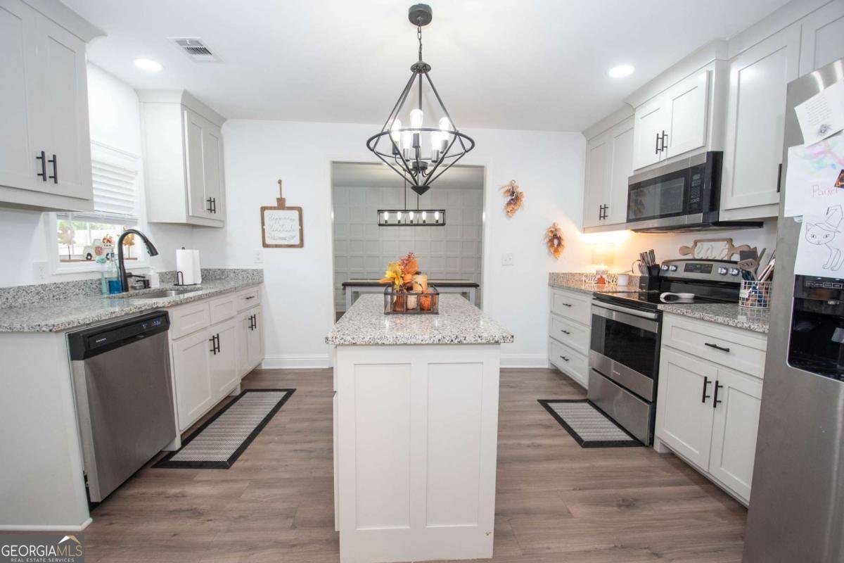 203 White Avenue Hogansville - 12