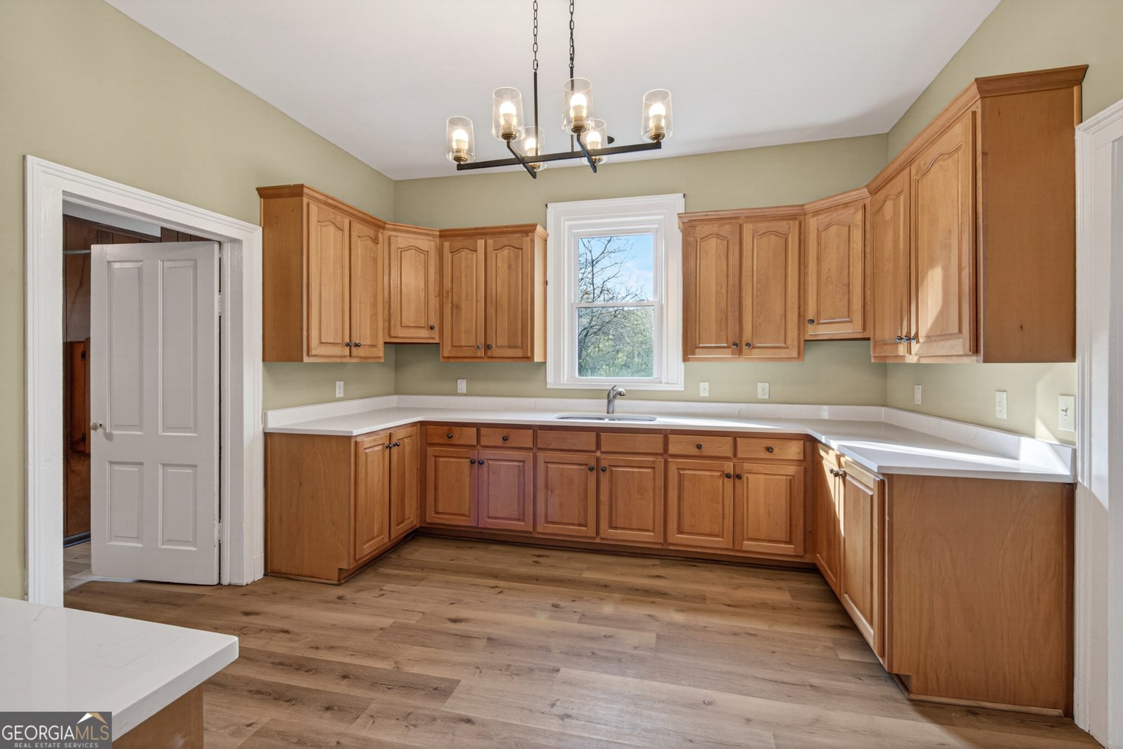 754 Highway 72 Comer - 19