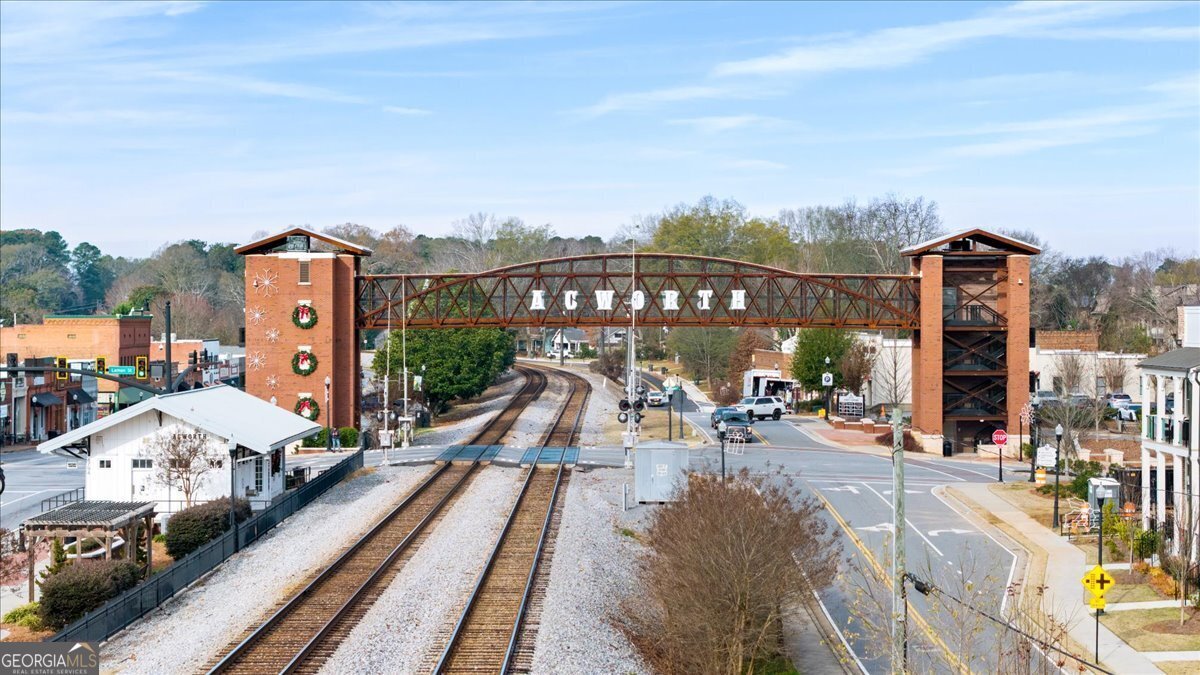 222 SILVERCREST Drive Acworth - 44