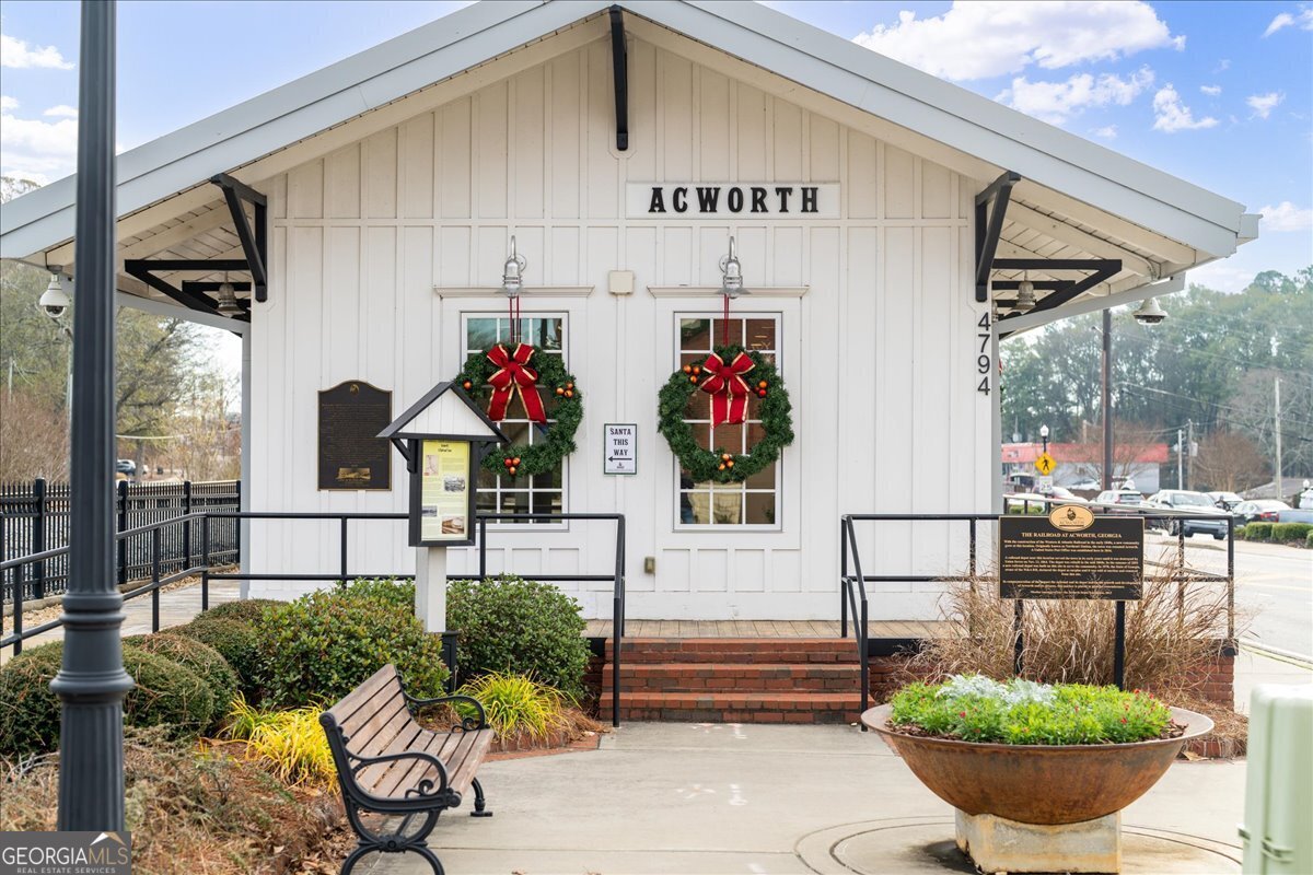 222 SILVERCREST Drive Acworth - 47