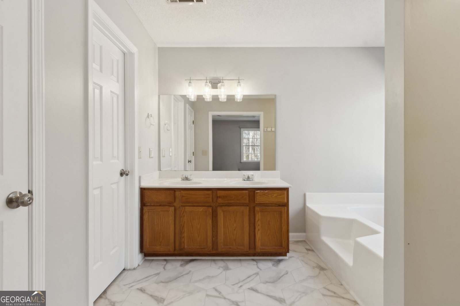 4675 Creek Bluff Drive Sugar Hill - 26