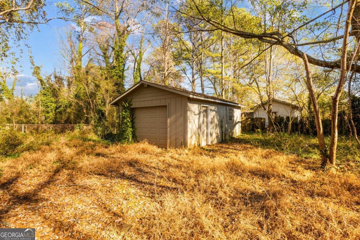 5287 Maple Valley Road Mableton - 25