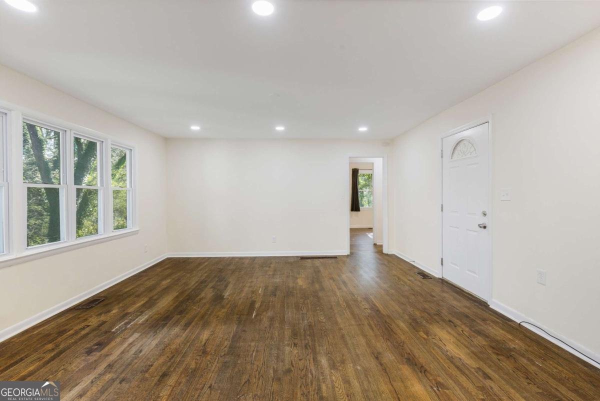 5287 Maple Valley Road Mableton - 4