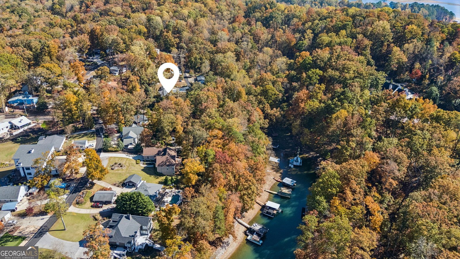 6265 Reives Road Cumming - 38