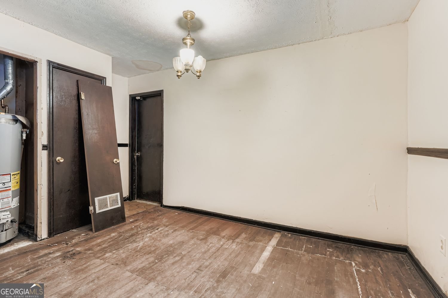 6807 Shangrila Way Riverdale - 9