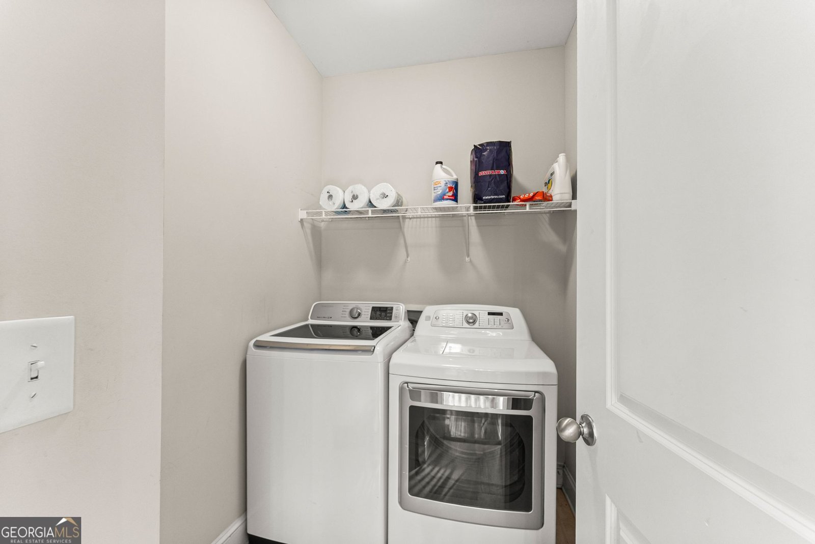 5987 Wellington Ave Gainesville - 22