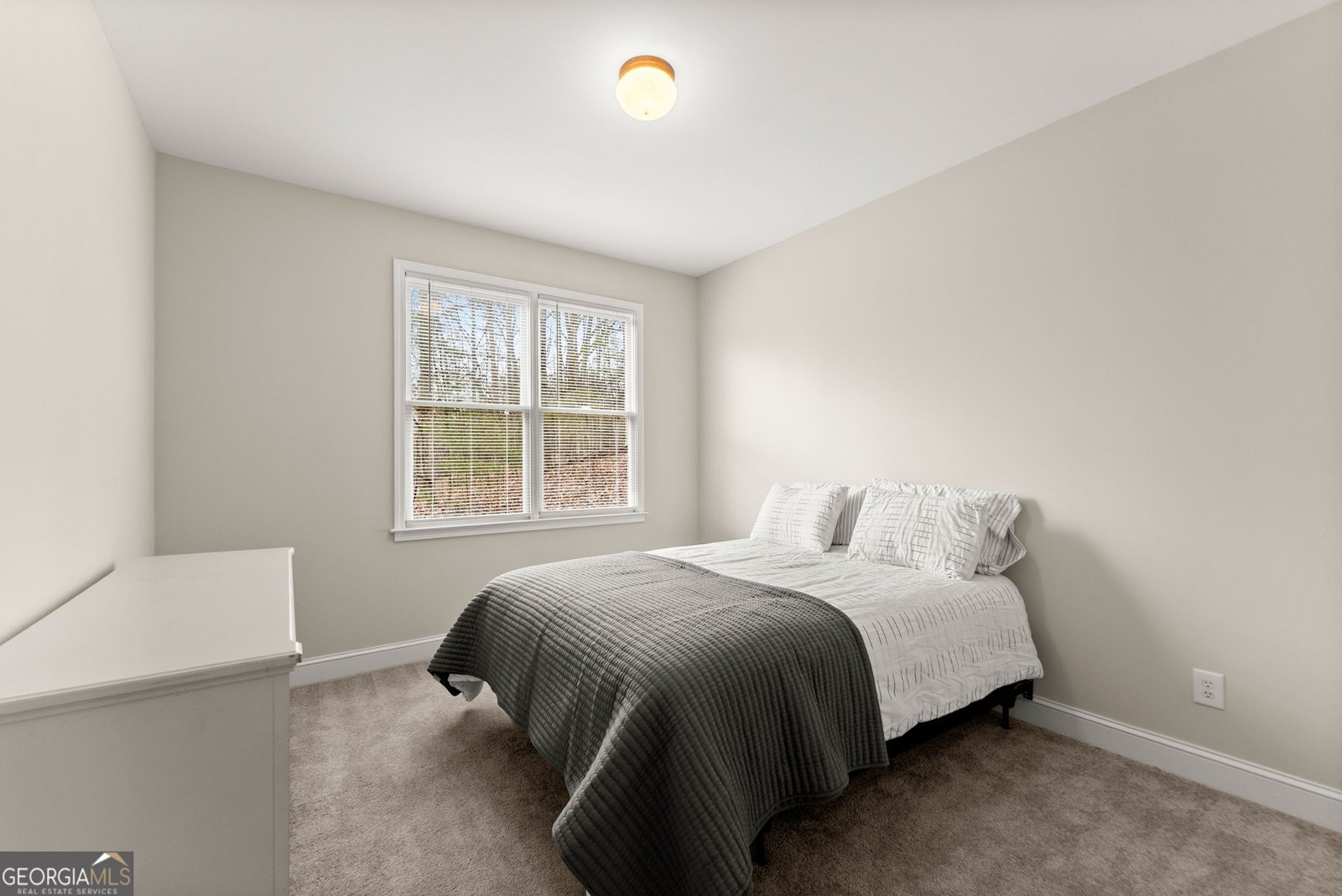 5987 Wellington Ave Gainesville - 24