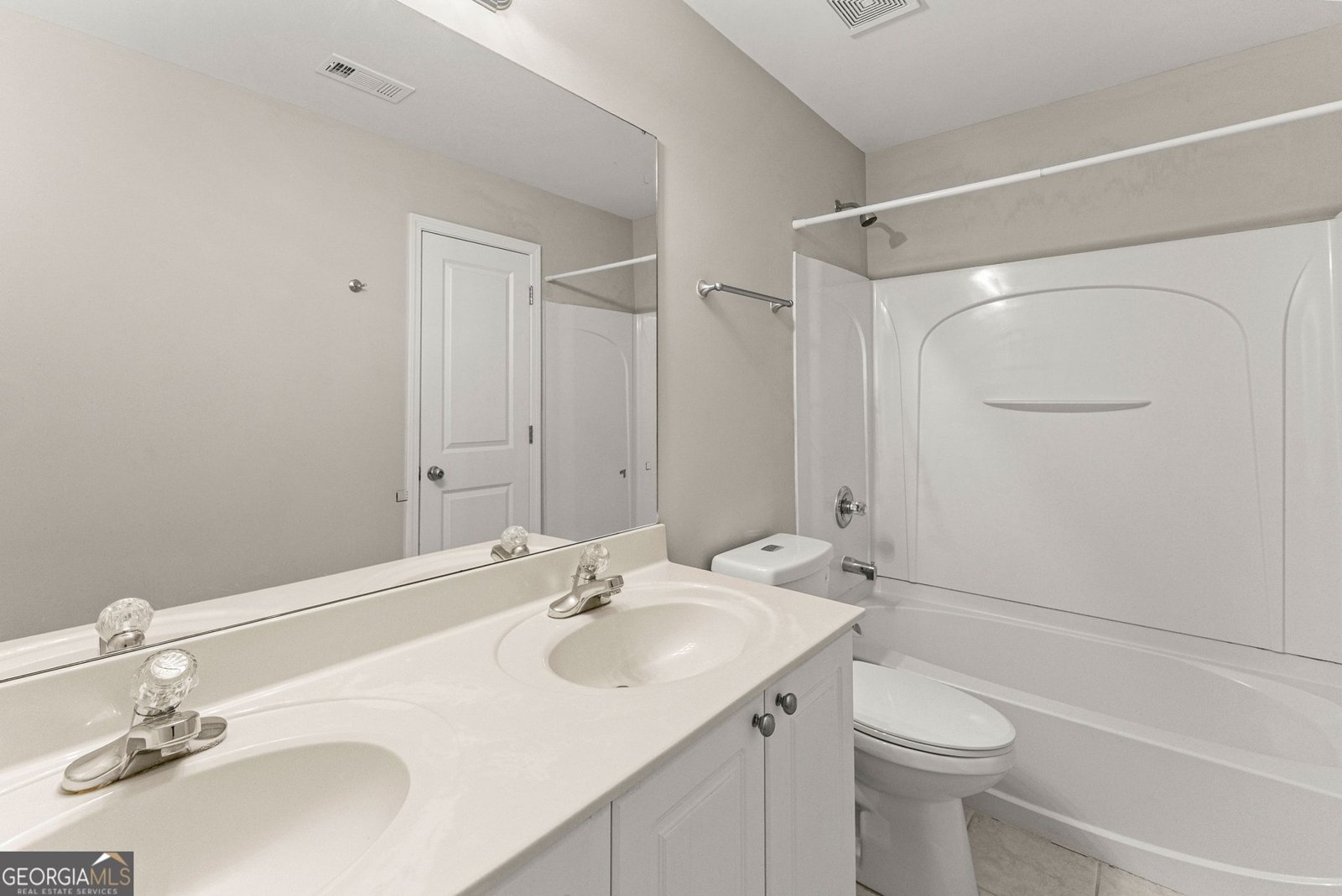 5987 Wellington Ave Gainesville - 29