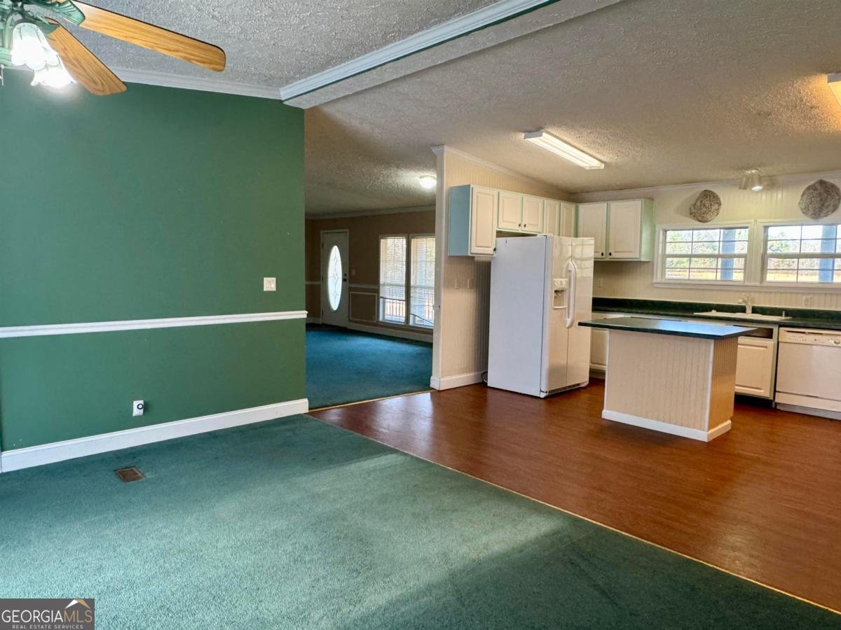 5401 Union Point Highway Union Point - 6