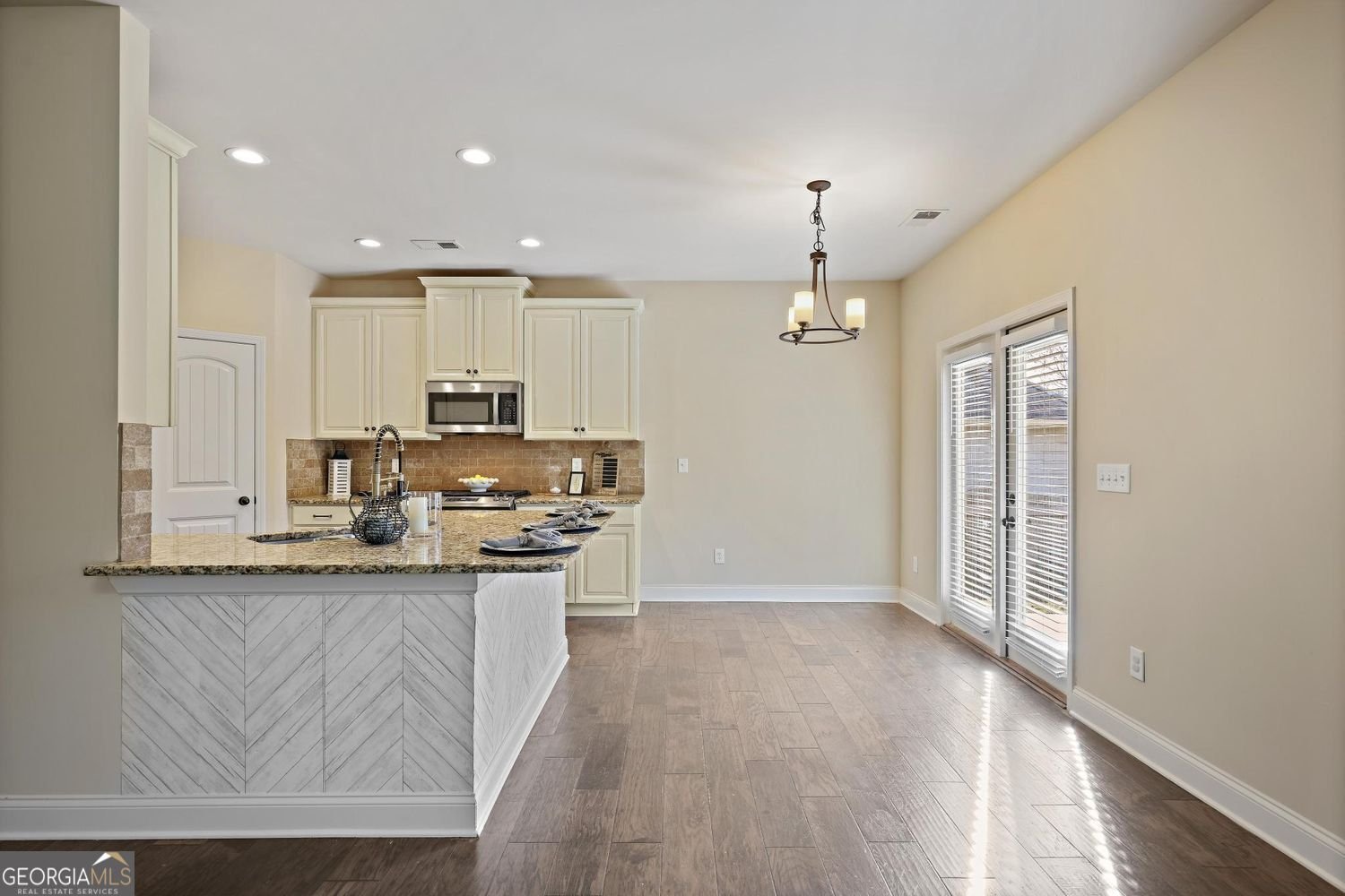 242 Cobblestone Trail Dallas - 8