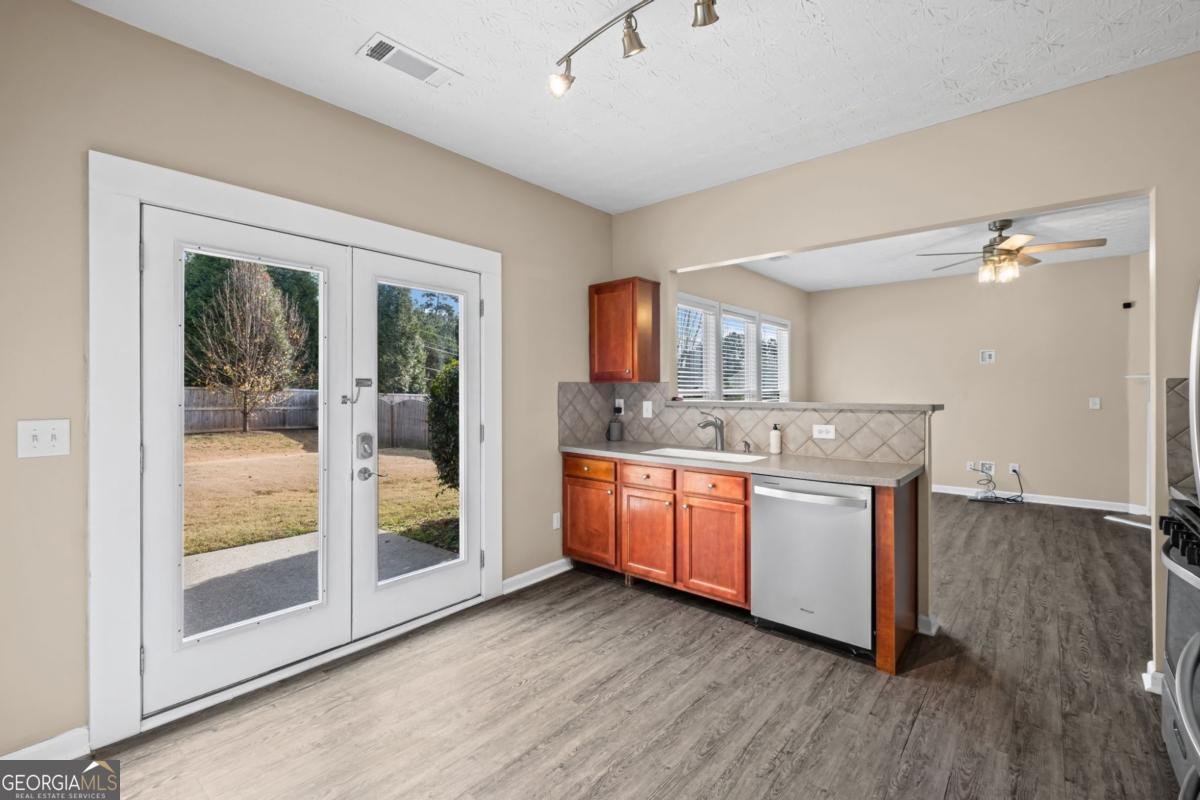 313 Woodland Pass Canton - 16