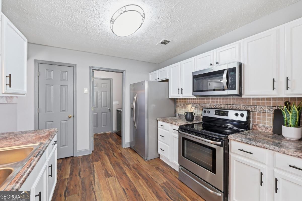 3775 Glen Laurel Court Cumming - 13